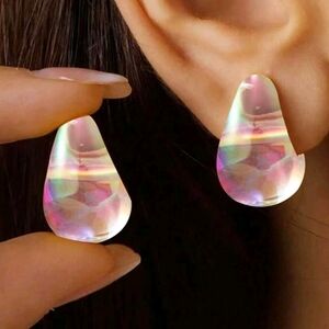 Petite aurora borealis lucite earrings; nwot